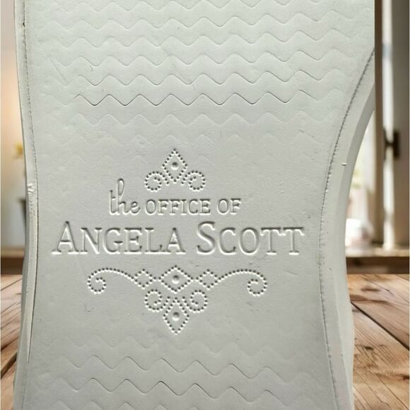 The Office of Angela Scott “Hammonds” Slip-On Sneaker Women’s Size 7 ( 37 EU ) R - Picture 14 of 15